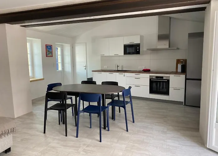 Maison De Pays La Chefmaliere